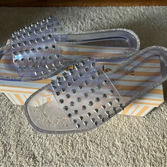 FOREVER 21 WILD DIVA LOUNGE Jacelyn Clear Studded Rhinestone PVC Sandals 10 NIB - Picture 10 of 10